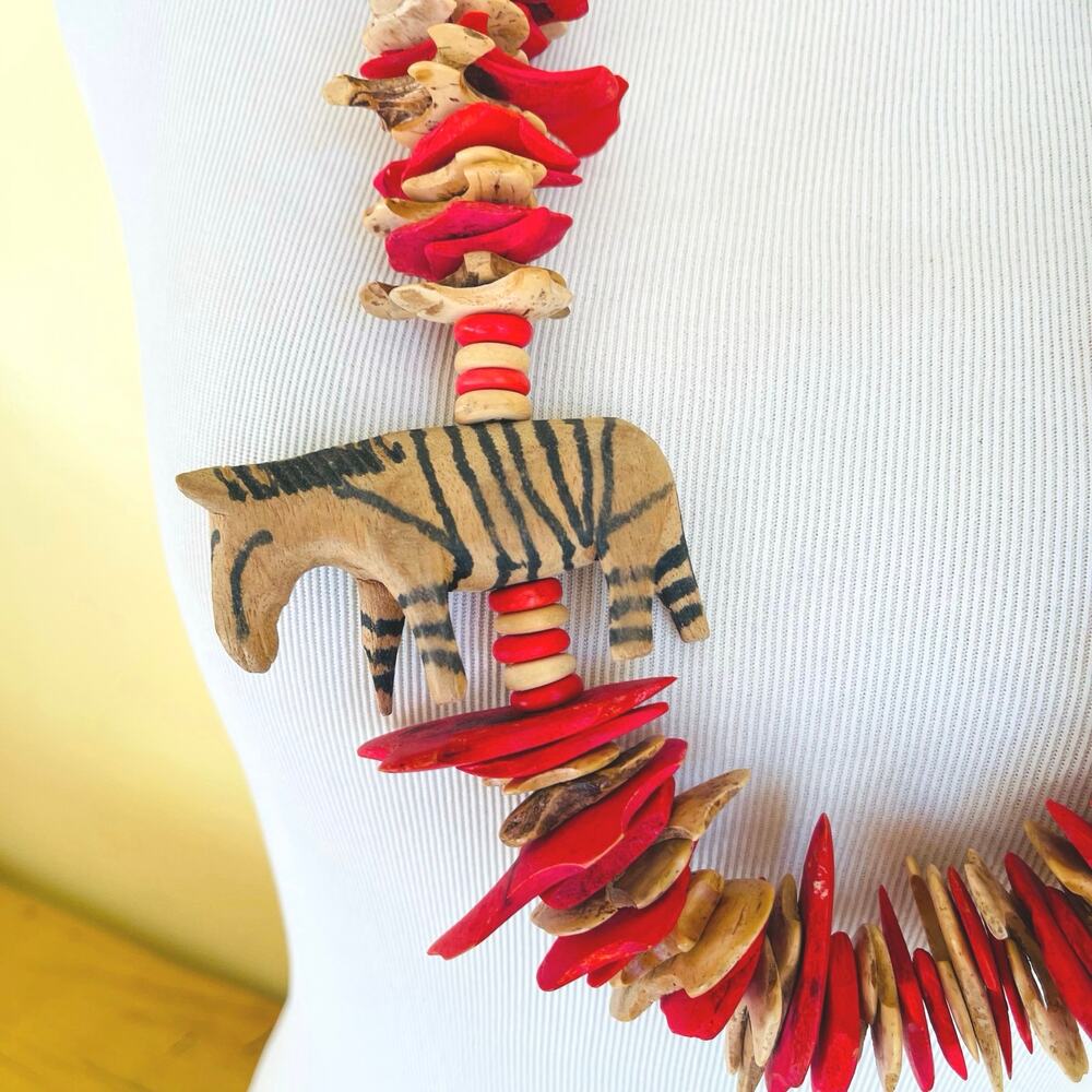 Artisan Safari Wood Carved Wood Cheetah Zebra Disc Necklace African Tribal Boho - Picture 6 of 11